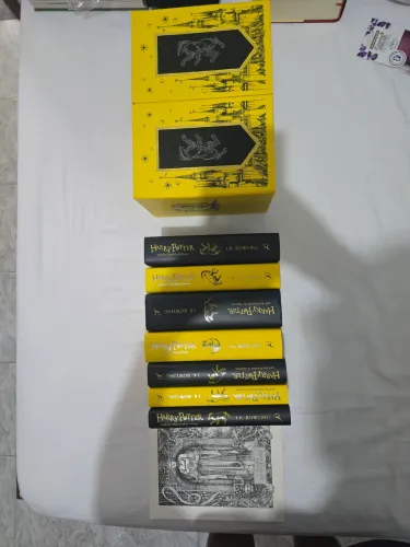 Box Harry Potter - Versão Huffleuff - Em inglês - Capa Dura