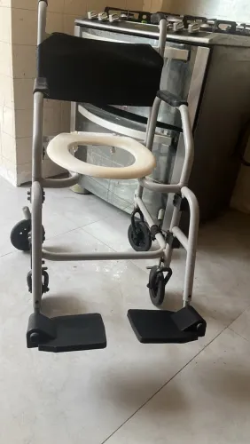 Cadeira higiênica