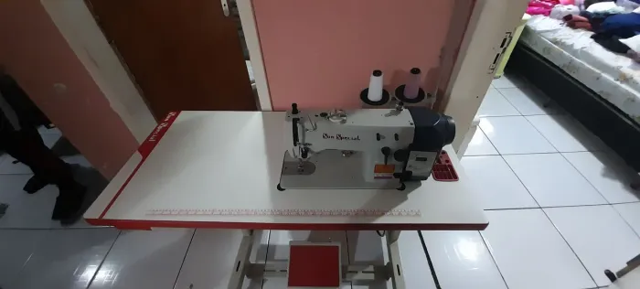 VENDE- SE MÁQUINA DE COSTURA INDUSTRIAL