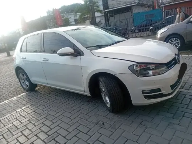 Volkswagen Golf Comfortline 1.0 TSI Total Flex Mec. 2017