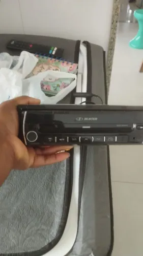 Aparelho de Som Automotivo,V/ MP3, DVD e Bluetooth semi novo vende longo 150