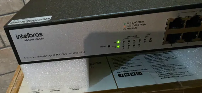 Switch Intelbras SG 1002 MR L2+