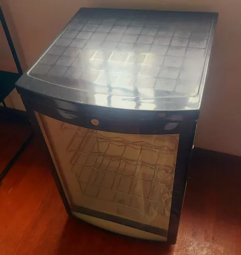 Adega de vinho 220 volts