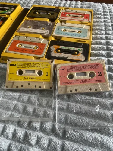 Fitas K7 Elvis Presley, Chitãozinho e Xororó etc?