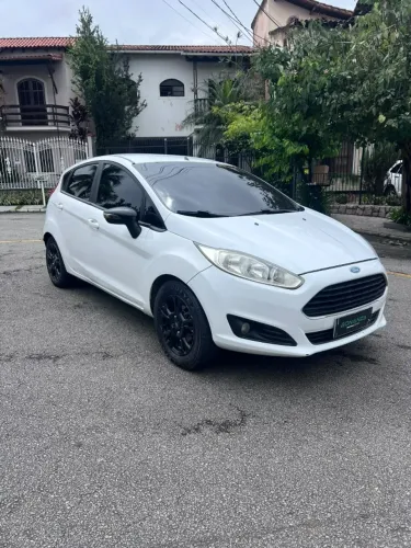 Ford Fiesta 1.5 16V Flex Mec. 5P 2015