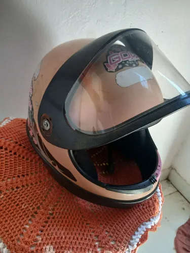 Capacete taurus 