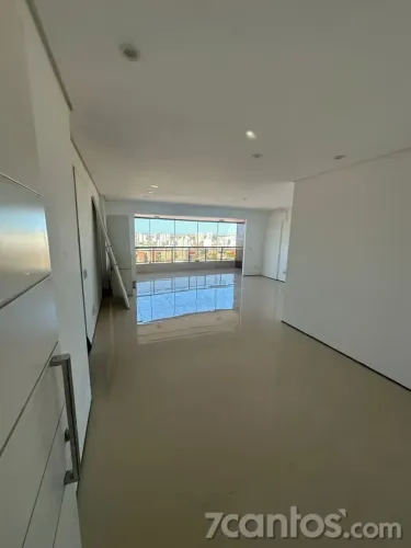 Apartamento, Varjota, 3 Suítes