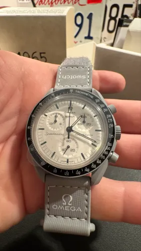 OMEGA x SWATCH MOONSWATCH 1965 - NOVO / NUNCA USADO - ORIGINAL - COMPRADO EM PARIS ?