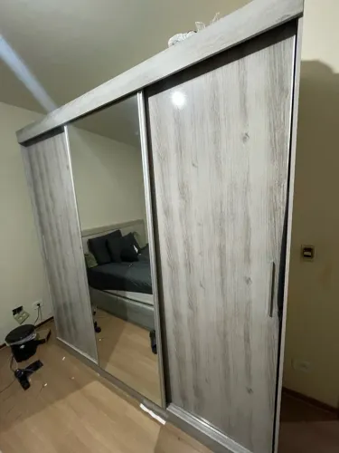 Guarda roupa 3 portas
