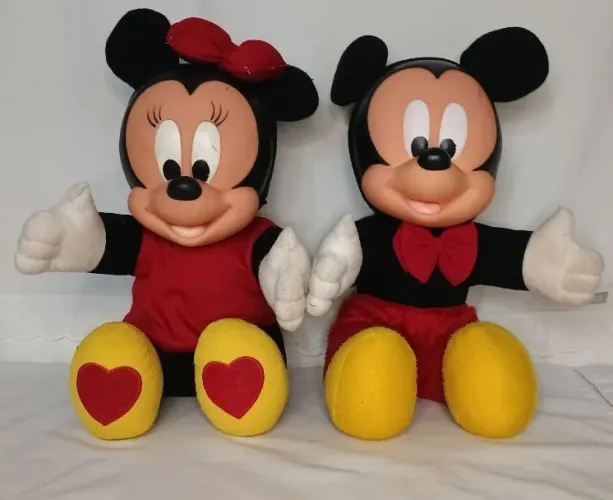Mickey e Minnie pelúcia antigos  34 cm altura