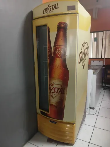 Cervejeira expositora