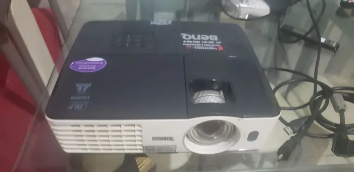 Projetor benq curta distancia hdmi