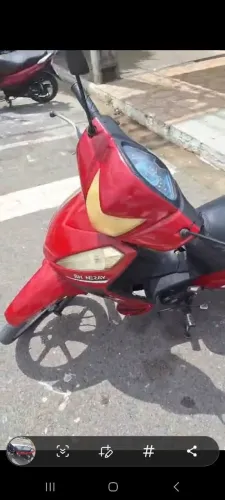 Moto bateu pegou