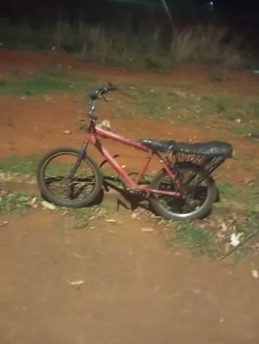 Troco bicicleta montadinha aro20 por qualquer coisa 