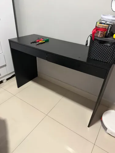 Escrivaninha 2 gavetas