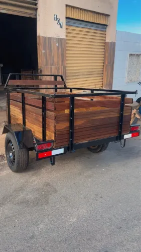 Reboque de um eixo pra carros tel *63