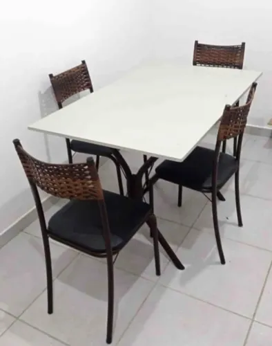 mesa retangular 4 cadeiras novo...entrega gratis