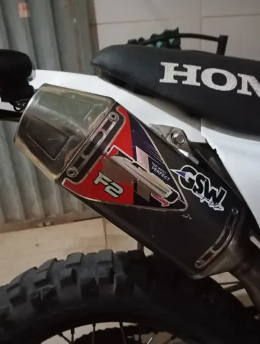 Ponteira esportiva para moto alta