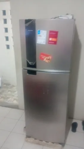 Vende-se geladeira nova Brastemp