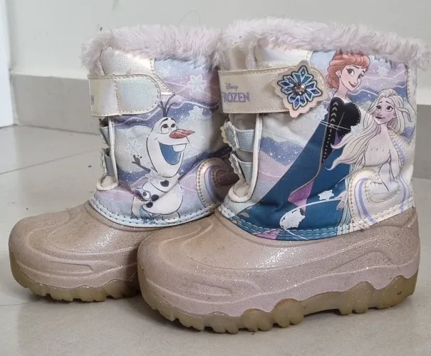 Bota infantil Frozen com glitter e forrado <br>Tamanho 10 (18 centímetros)