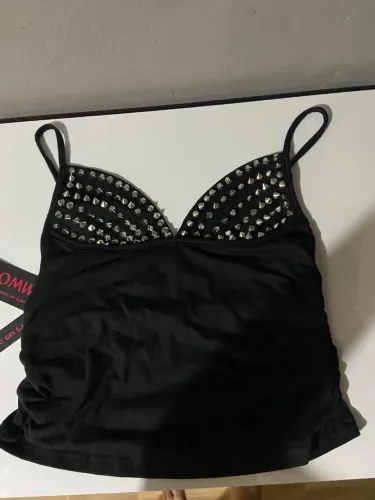 Blusa Preta com Spikes