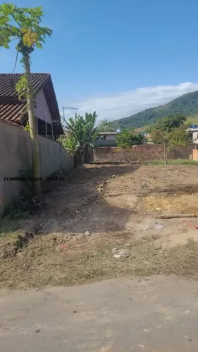 Imóvel para venda tem 600 metros quadrados em Quinta Mariana - Guapimirim - RJ