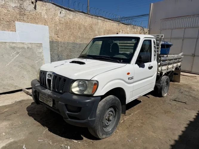 Mahindra Pik-Up CS 2.2 4X2 (diesel) Mec. 2014