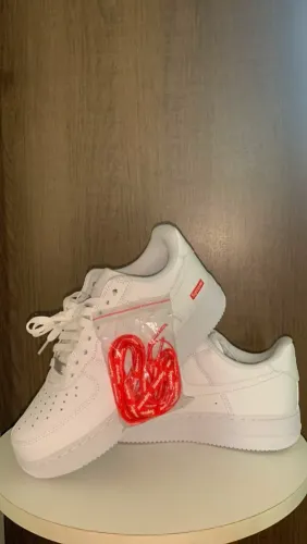 Tenis Nike Air Force 1 low sp white SUPREME