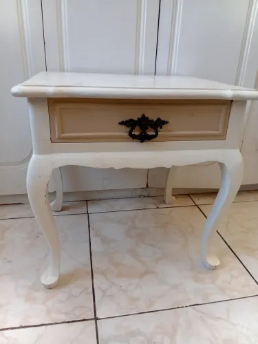 MESA DE CABECEIRA