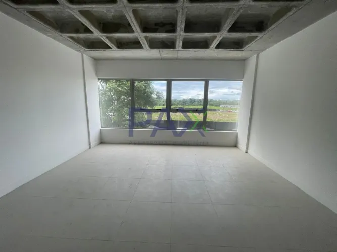 Sala comercial de 31,78 m² à venda no Passeio Pedra Branca