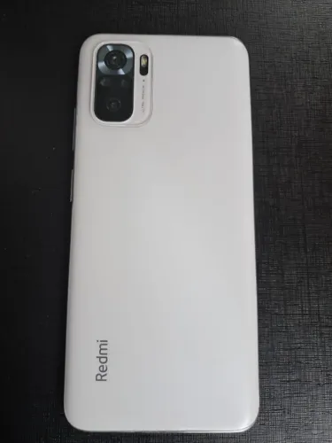 Vendo Readmi Note 10S Frost Whait 6GB / 128 GB, praticamente sem uso.
