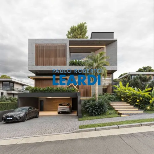CASA EM CONDOMÍNIO - TAMBORÉ - SP
