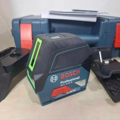 Nível a Laser Bosch Semi Novo.