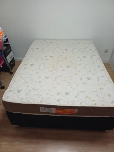 Vendo Colchao Casal D33 espuma