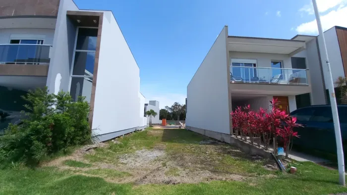 Terreno de 150,50m² no Costa Do Sol Condomínio Clube, em Biguaçu