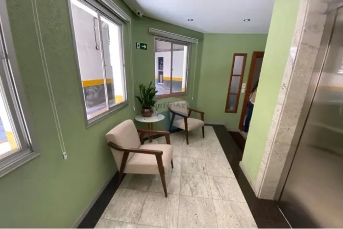 Apto 1 Quarto à Venda para INVESTIDORES no Centro de Curitiba, PR
