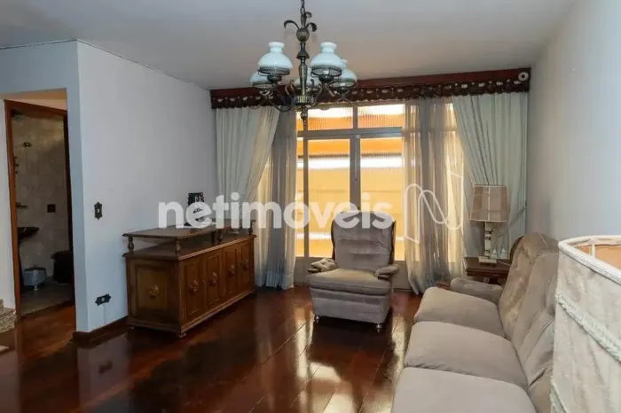Sobrado Mobiliado a Venda no Bom Retiro | 211 m²; | 3 Dorms (2 Suítes) | 3 Vagas | Espaço