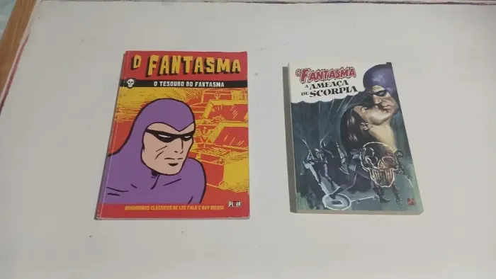 2 EXEMPLAR DO FANTASMA - 1 GIBI E 1 LIVRO  RARIDADES