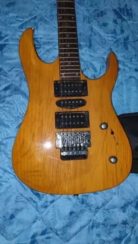Guitarra Tagima