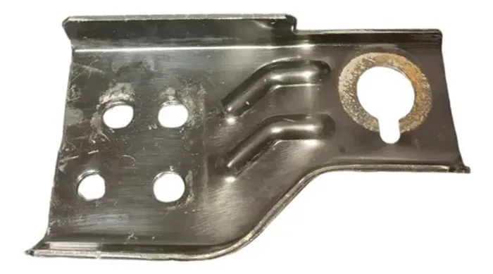 Suporte Radiador Esquerdo Fiat Siena 1.4 2010 A 2015