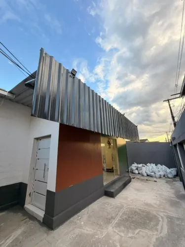 Fachada em telha, ACM