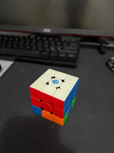 Cubo mágico Gan semi profissional 