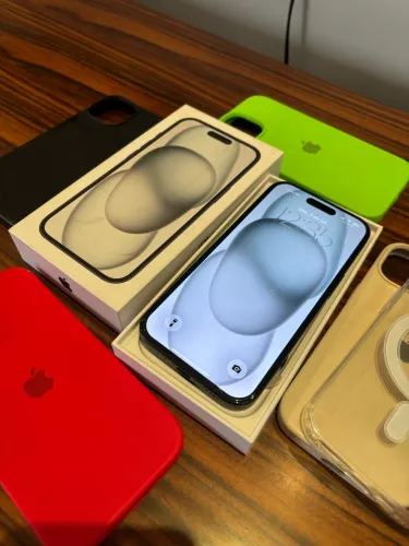 iPhone 15 128gb