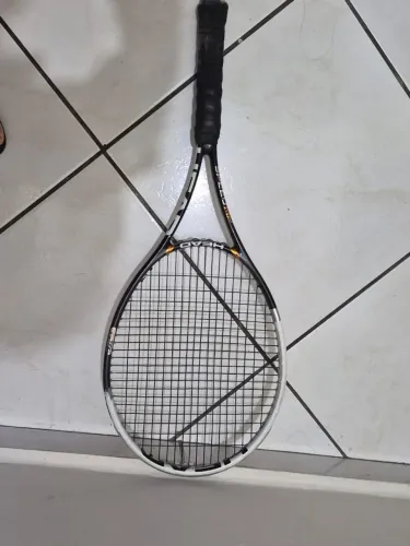 Raquete de tênis Head Speed MP. Peso: 315 gramas. L5.