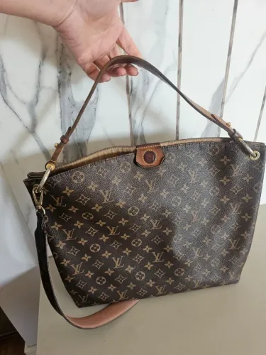 Bolsa Louis Viton original, espaçosa, bom estado, 40 por 32 cm