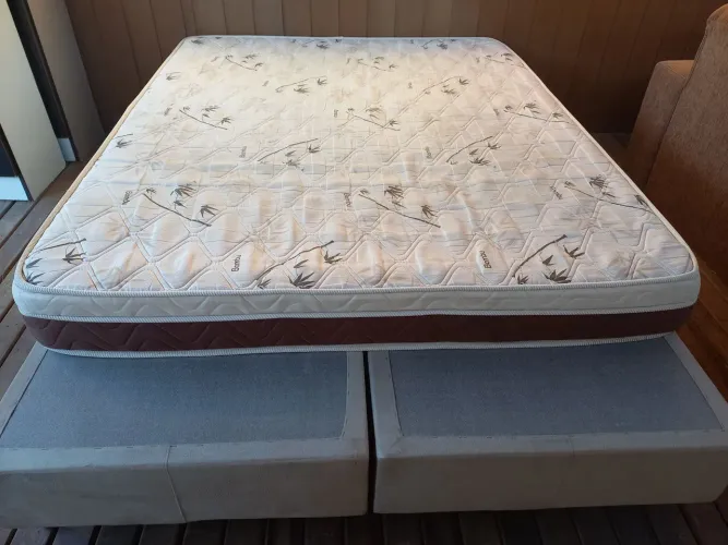 Vendo cama box Queen size