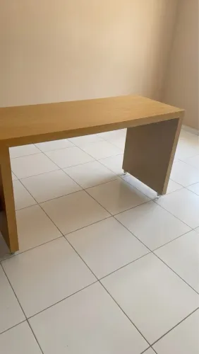 Mesa retangular escritório/ recepção