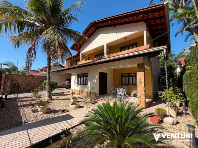 Casa com 4 dormitórios à venda, 319 m² por R$ 1.350.000,00 - Vila Nova - Blumenau/SC