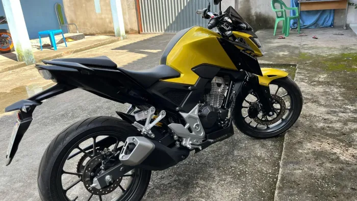 Cb 300f twister