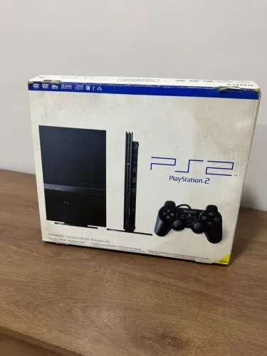 PLAYSTATION 2 - MEMORY CARD + 2 CONTROLES